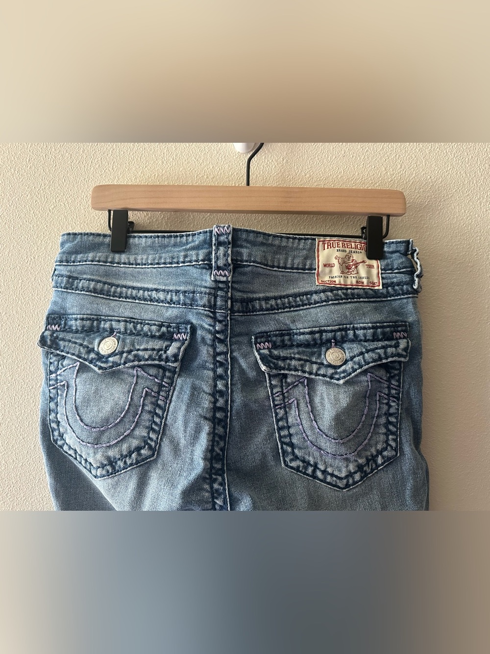 True Religion Becca Super T Stitch Water Dock Bootcut Jeans purple stitch sz 30 - Picture 11 of 11